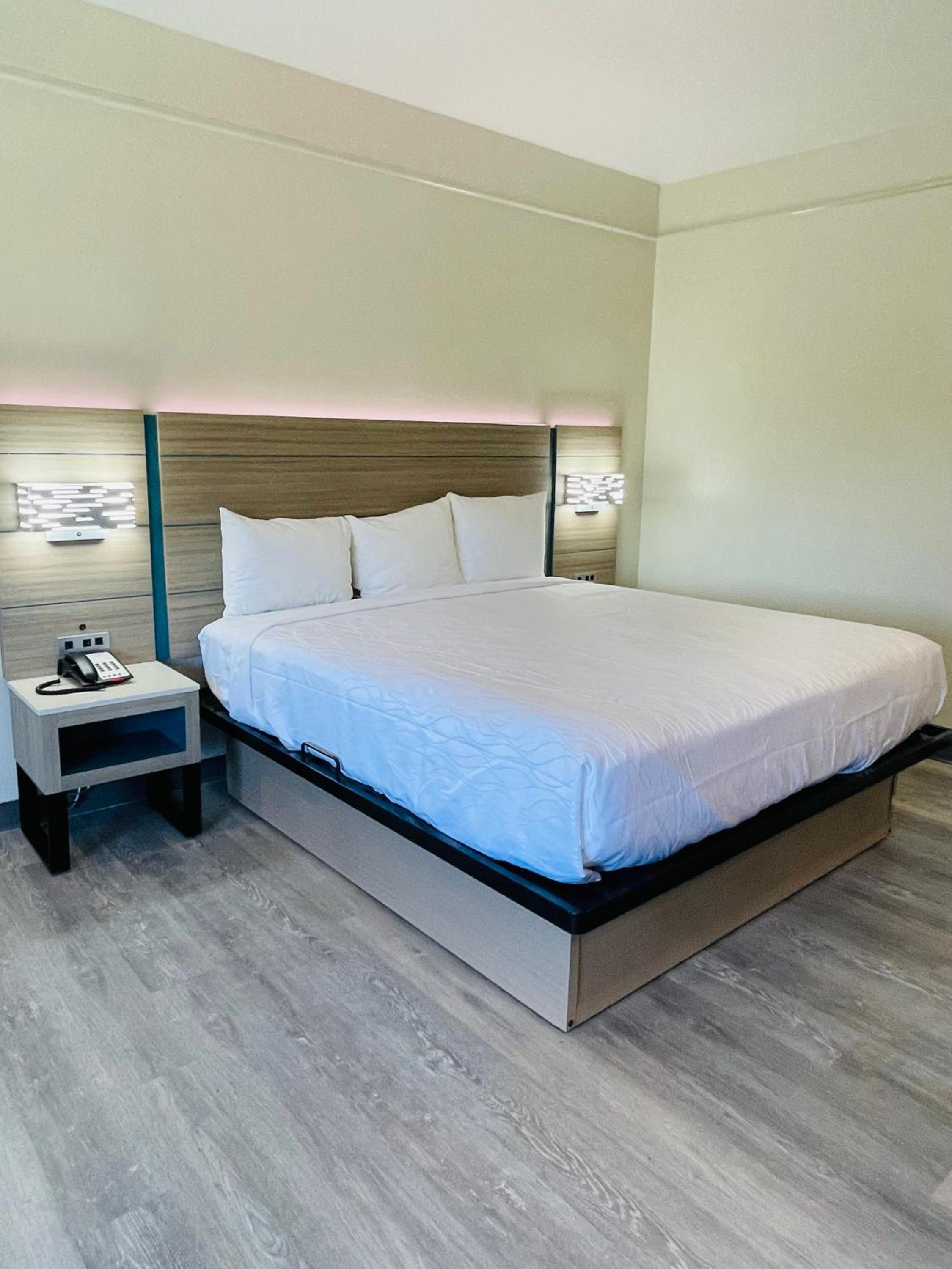 sonesta essential north houston