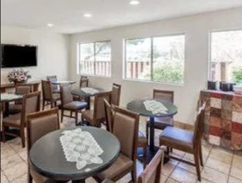 days inn by wyndham san marcos