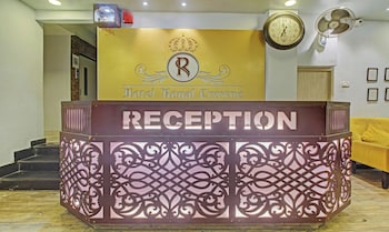 Hotel Royal Crowne,,3 star