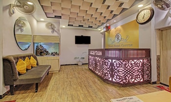Hotel Royal Crowne,,3 star
