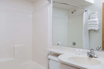 baymont inn and suites by wyndham anchorage airport