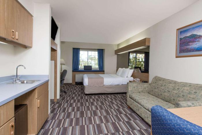 baymont inn and suites by wyndham anchorage airport