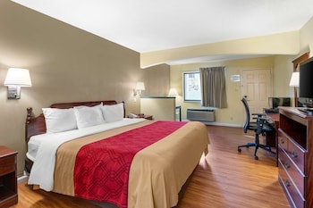 econo lodge inn and suites southeast