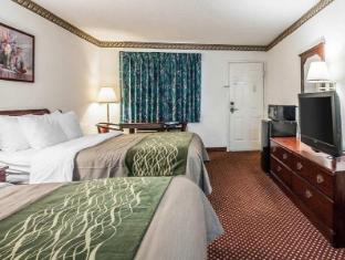 econo lodge inn and suites southeast
