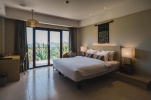 bintang flores hotel