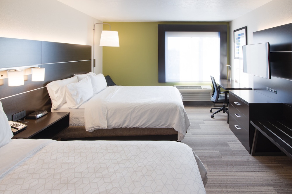 holiday inn express and suites worthington by ihg