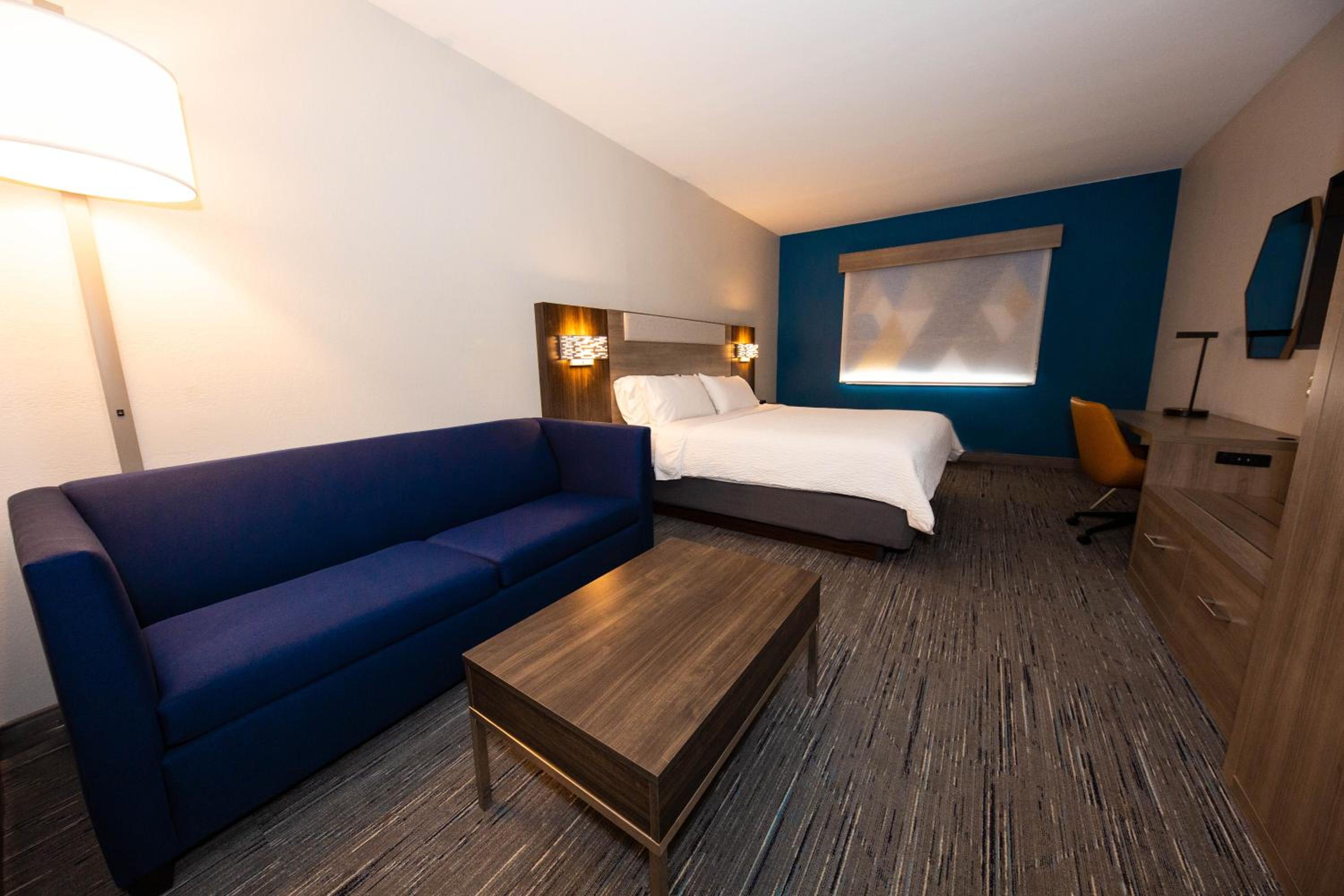 holiday inn express hotel and suites canyon by ihg