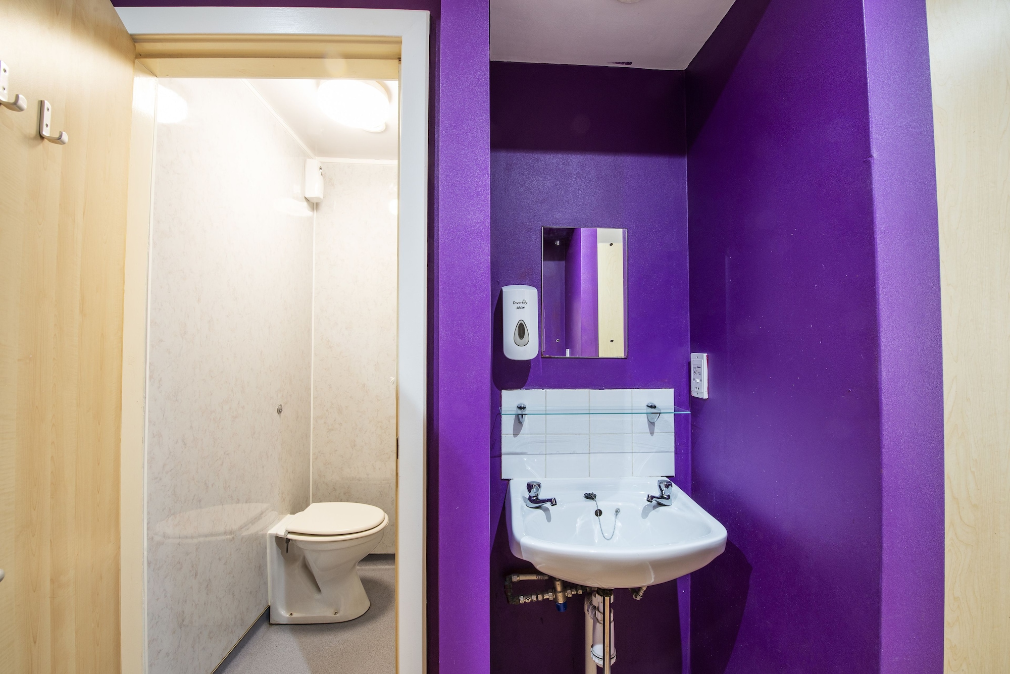 aando edinburgh city hostel