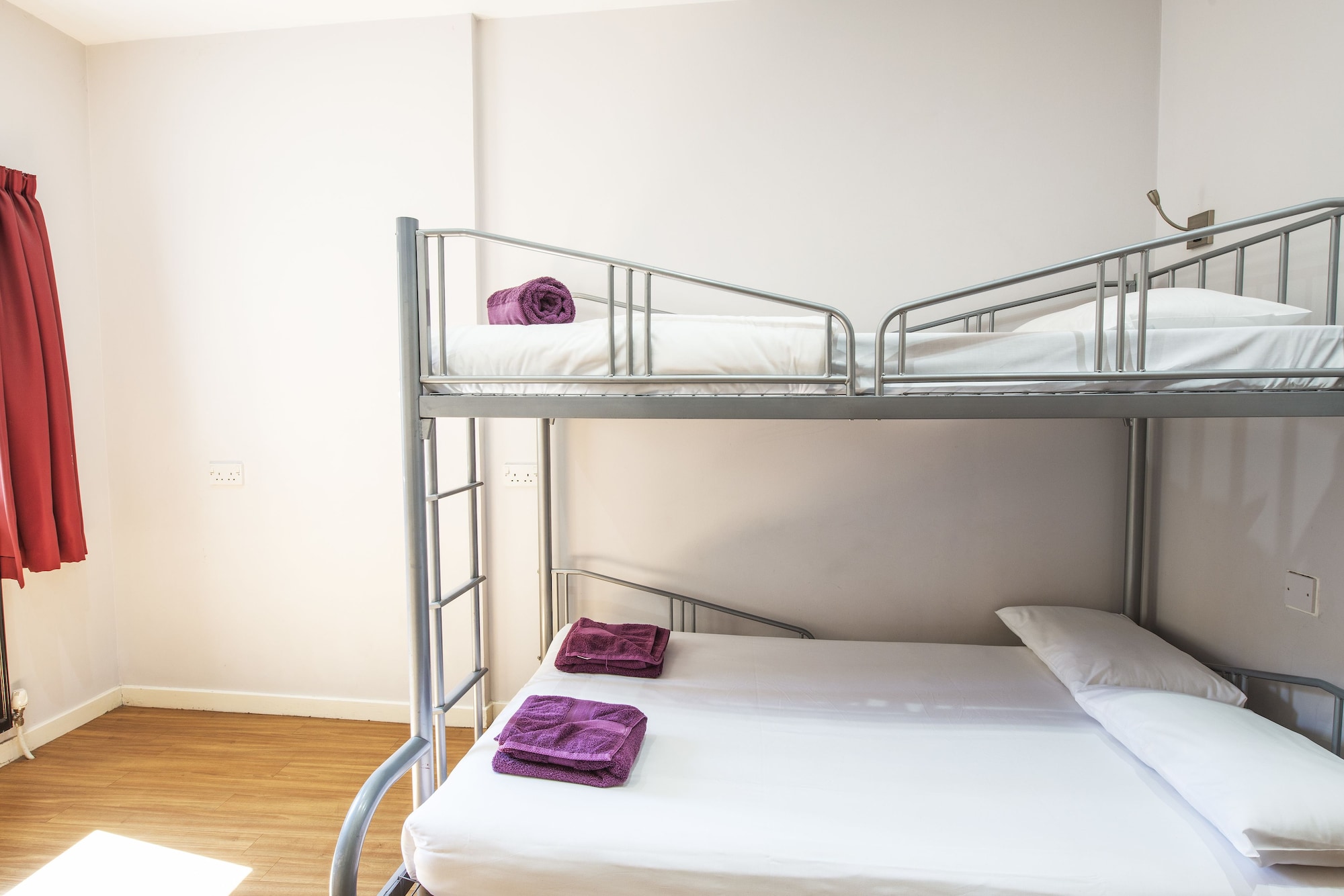 aando edinburgh city hostel
