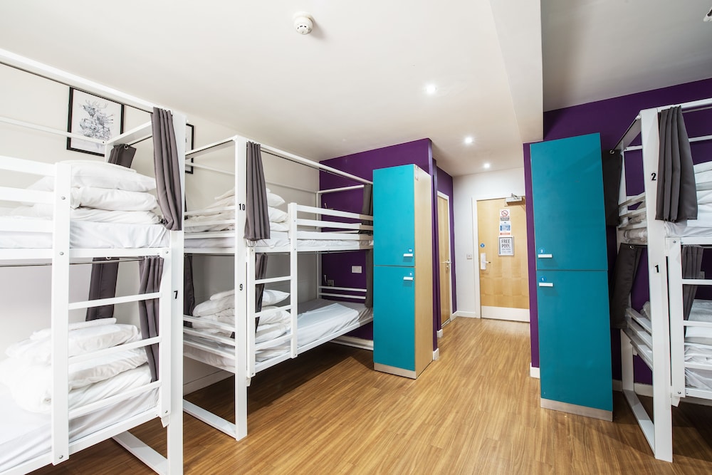 aando edinburgh city hostel