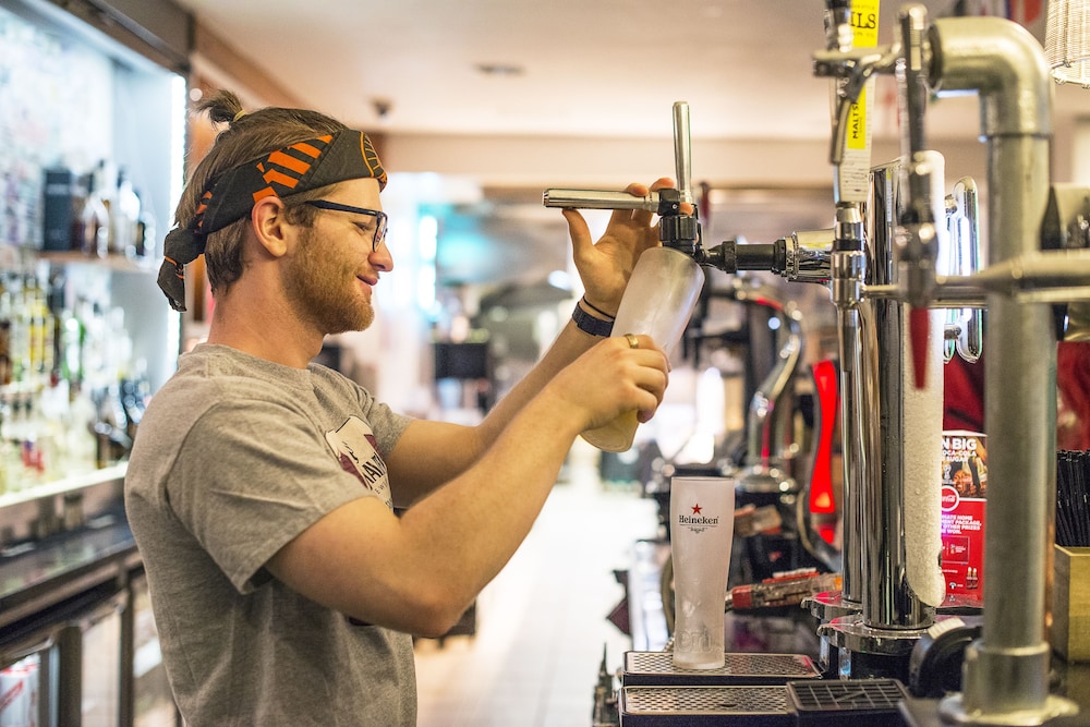 aando edinburgh city hostel