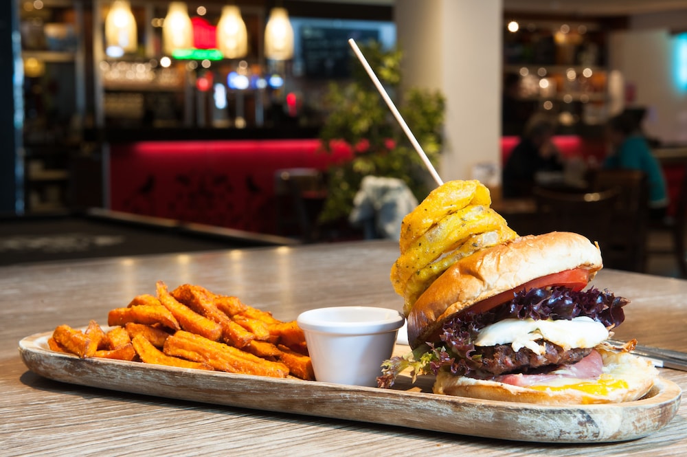 aando edinburgh city hostel