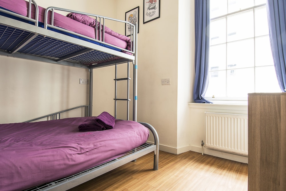 aando edinburgh city hostel