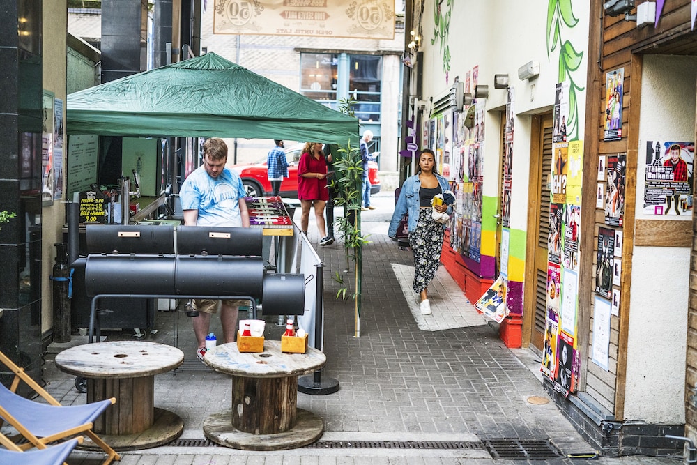 aando edinburgh city hostel