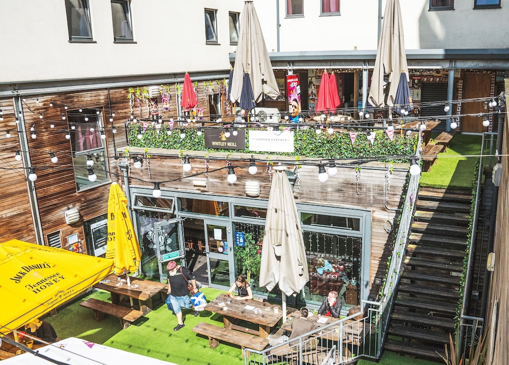 aando edinburgh city hostel