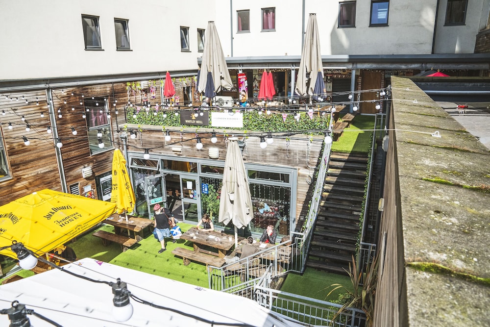 aando edinburgh city hostel