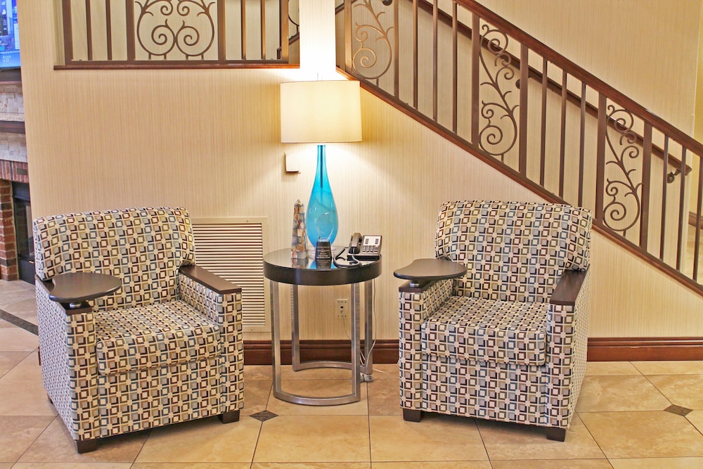 holiday inn express and suites cape girardeau i 55