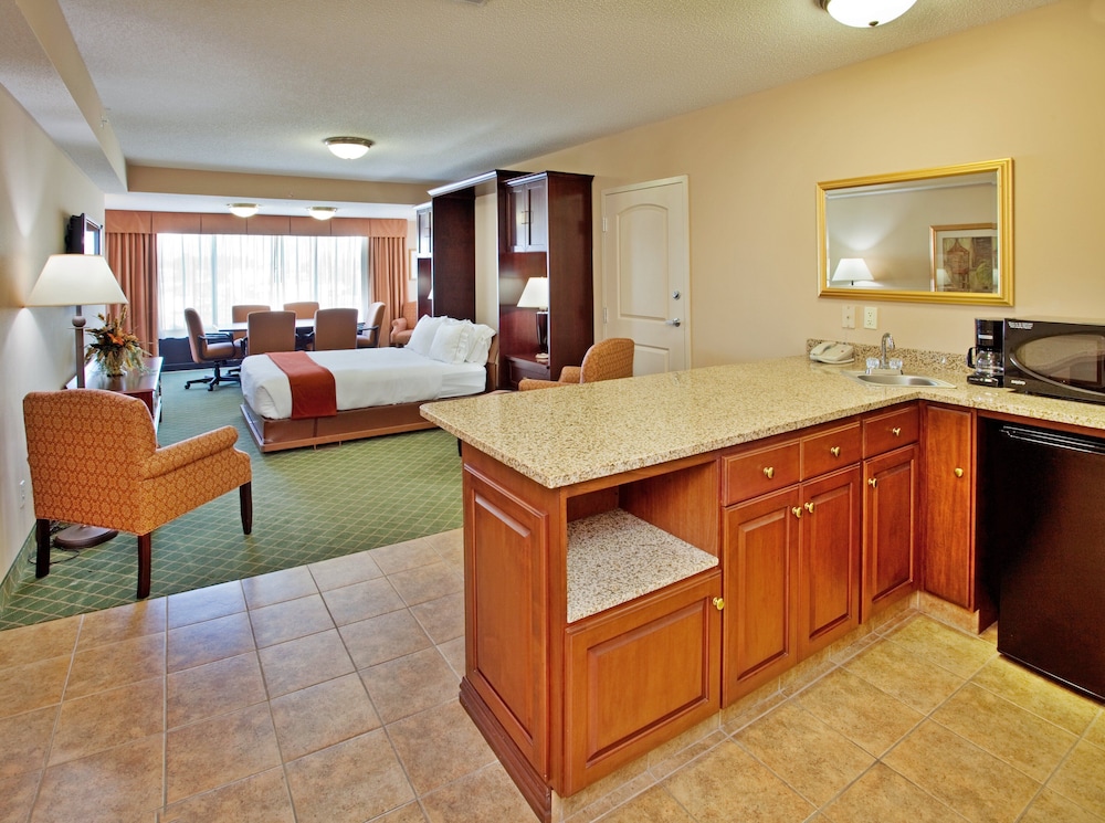 holiday inn express and suites cape girardeau i 55