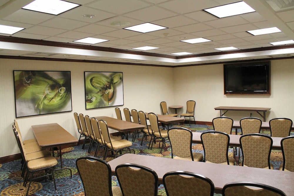holiday inn express and suites cape girardeau i 55