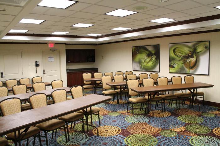 holiday inn express and suites cape girardeau i 55
