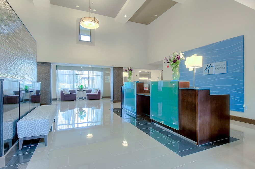 holiday inn express hotel and suites carlsbad beach by ihg