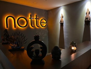 notte hotel