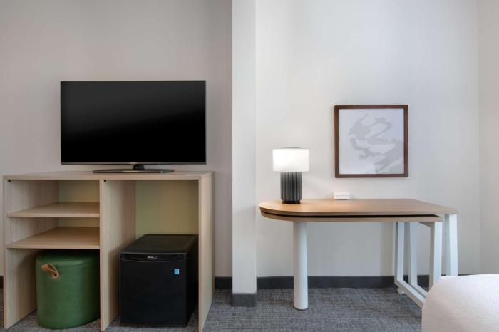 spark by hilton montgomery eastchase