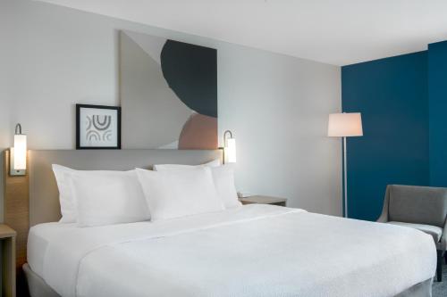 spark by hilton montgomery eastchase