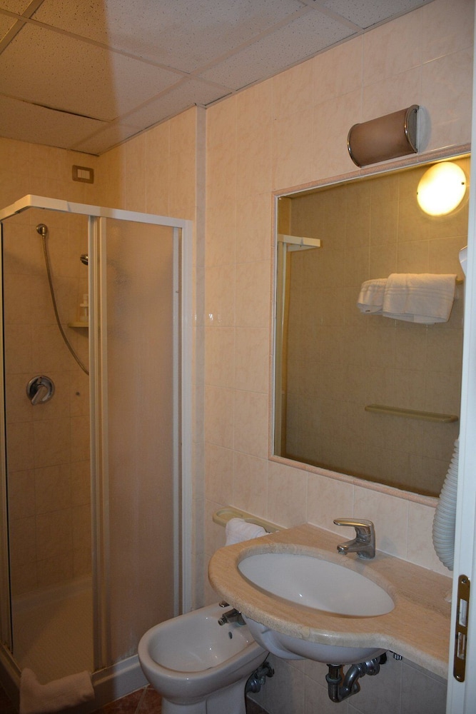 Al Palazzo Dei Priori Hotel,,4 star