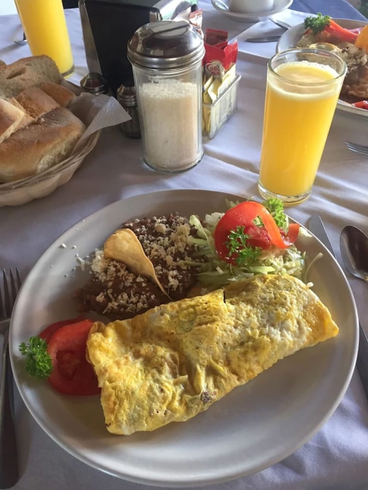 hotel and suites villa del sol