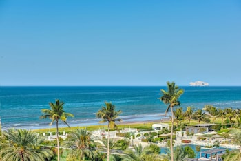 intercontinental muscat by ihg
