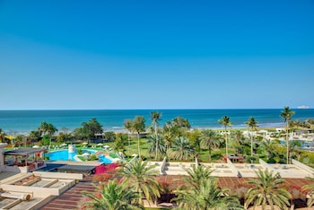 intercontinental muscat by ihg