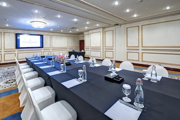 intercontinental muscat by ihg