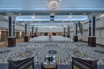intercontinental muscat by ihg
