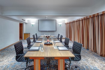 intercontinental muscat by ihg