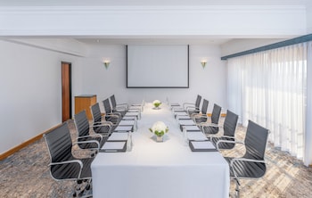 intercontinental muscat by ihg