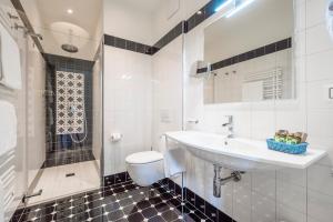 Villa Italia Luxury Suites And Apartments,Ceniga>>Arco,4 star