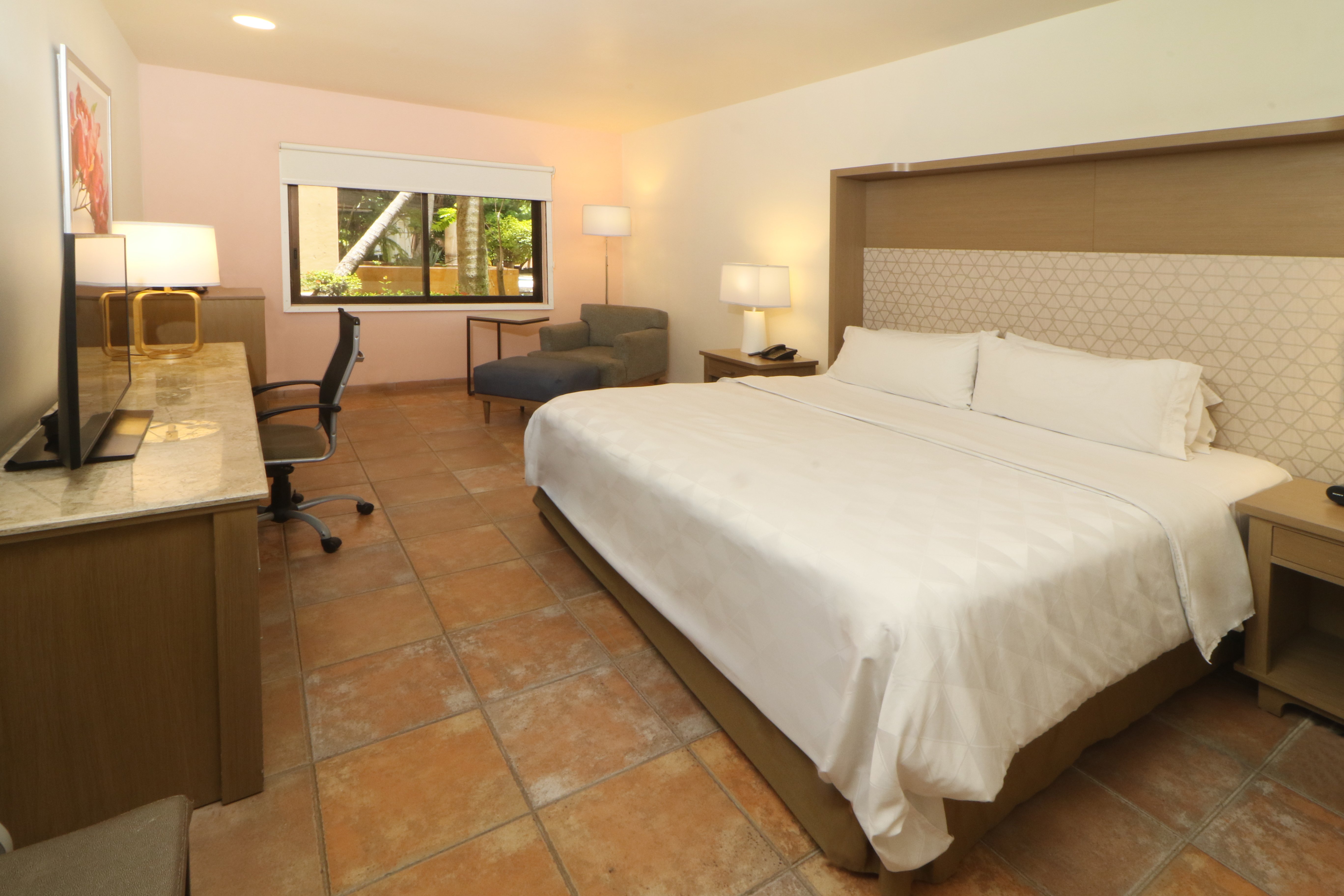 holiday inn ciudad del carmen by ihg