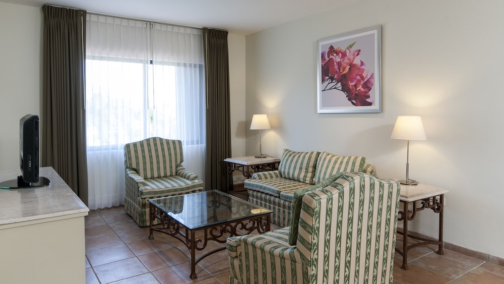 Holiday Inn Ciudad Del Carmen By Ihg,Carmen>>Campeche,4 star