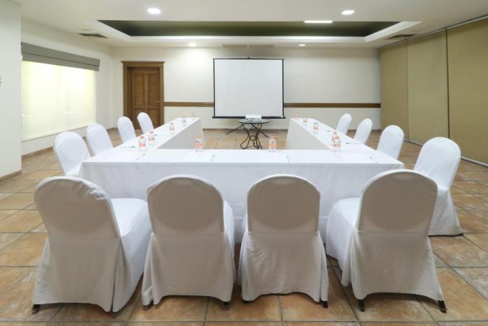 holiday inn ciudad del carmen by ihg