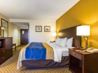 quality inn clarksville exit 11