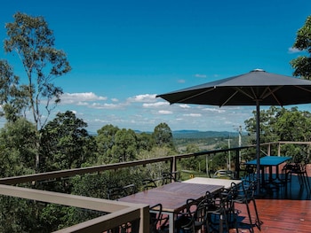 mercure clear mountain lodge