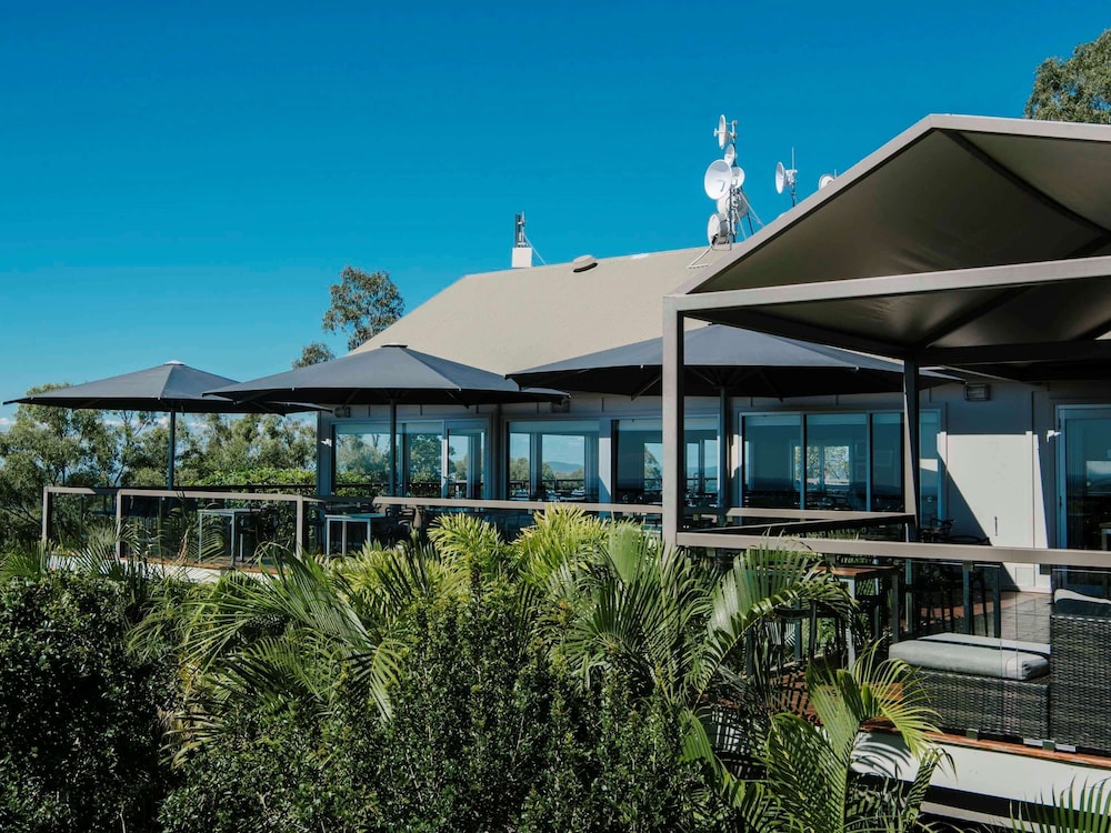 mercure clear mountain lodge