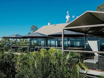 mercure clear mountain lodge