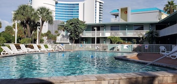 Clearwater Beach Hotel,Clearwater>>Belleair Beach,2 star