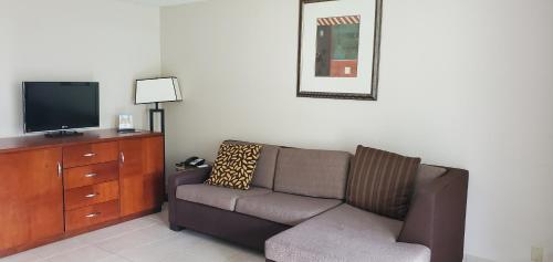 Clearwater Beach Hotel,Clearwater>>Belleair Beach,2 star