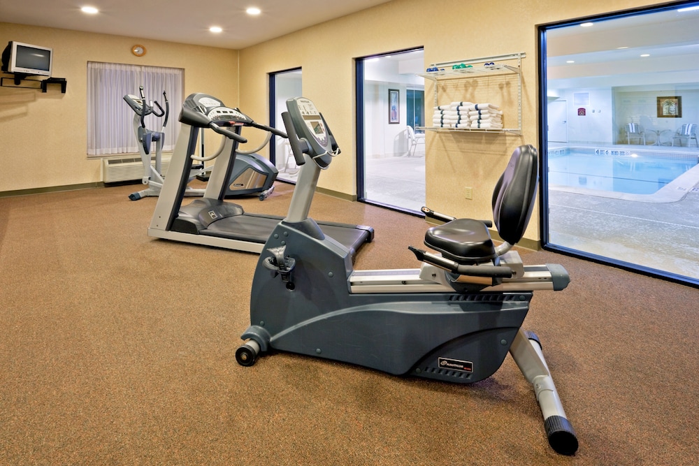 holiday inn express suites clifton park by ihg