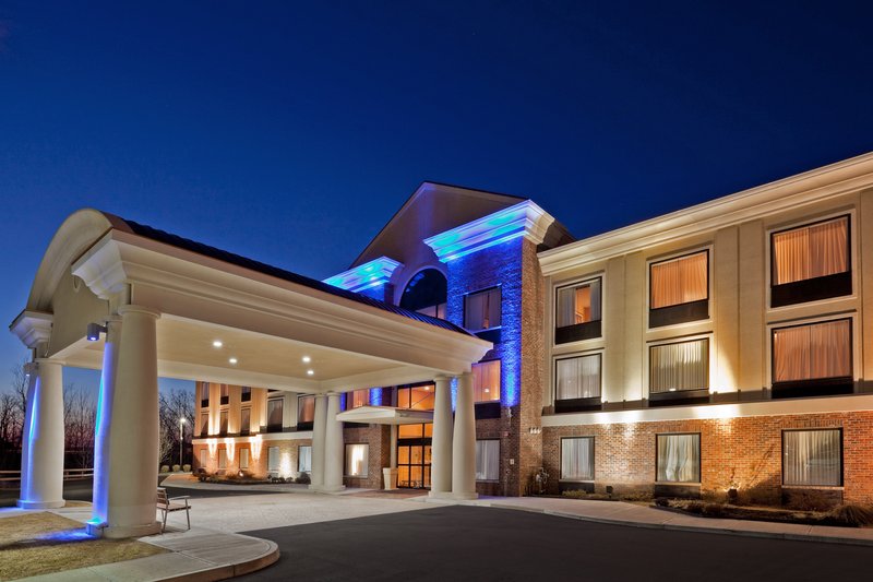 holiday inn express suites clifton park by ihg