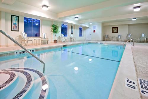 holiday inn express suites clifton park by ihg