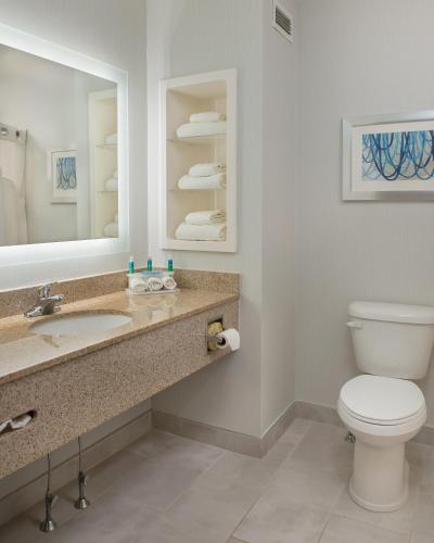 holiday inn express suites clifton park by ihg